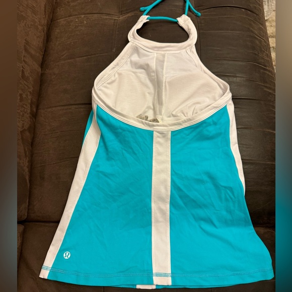 Lululemon Workout Top - Picture 2 of 4